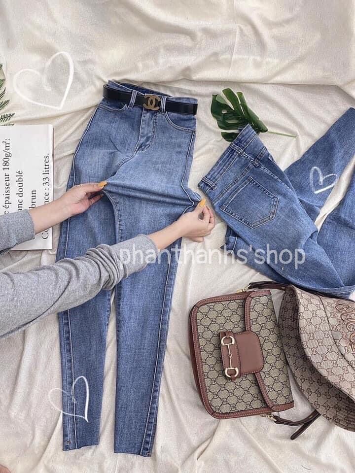 Quần jean xanh cạp cao ống lưng cao rách gối pha dáng ôm