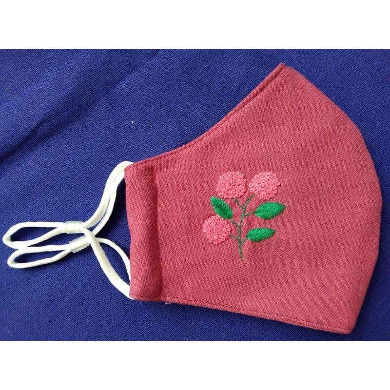 Khẩu trang thêu tay vải linen