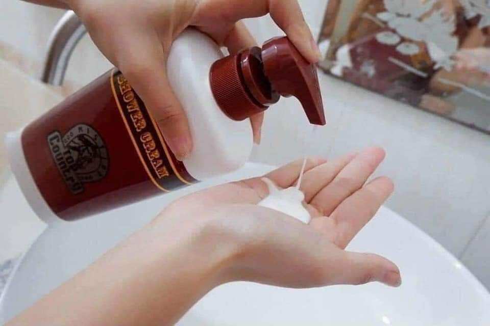 Sữa Tắm Top Country 500Ml Thái Lan ( Tặng 1 lăn nách )