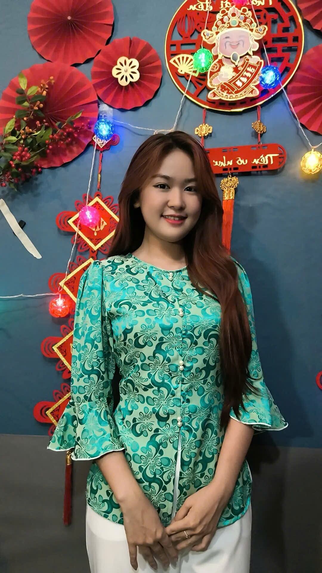 ÁO BÀ BA TAY LOA ĐÍNH NÚT NGỌC 45kg-85kg ( ÁO LẺ KO KÈM QUẦN)