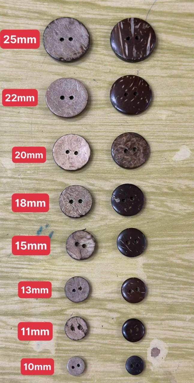 Sét 50 - 100 nút dừa 2 lỗ đủ size.