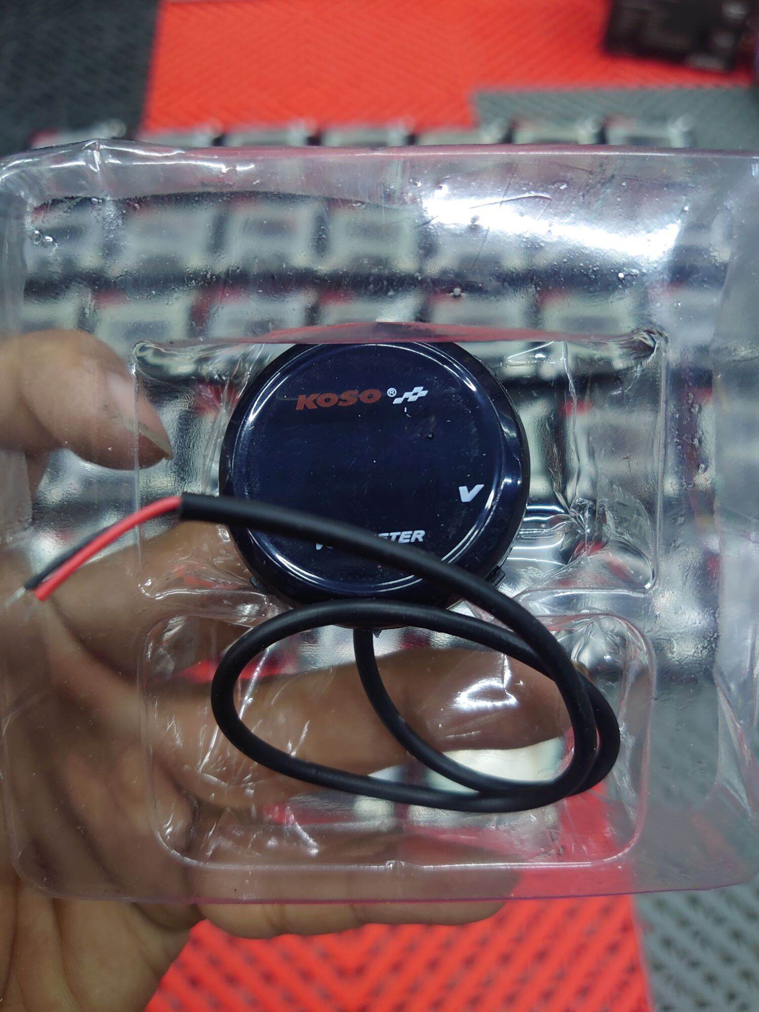 đồng hồ koso báo vol