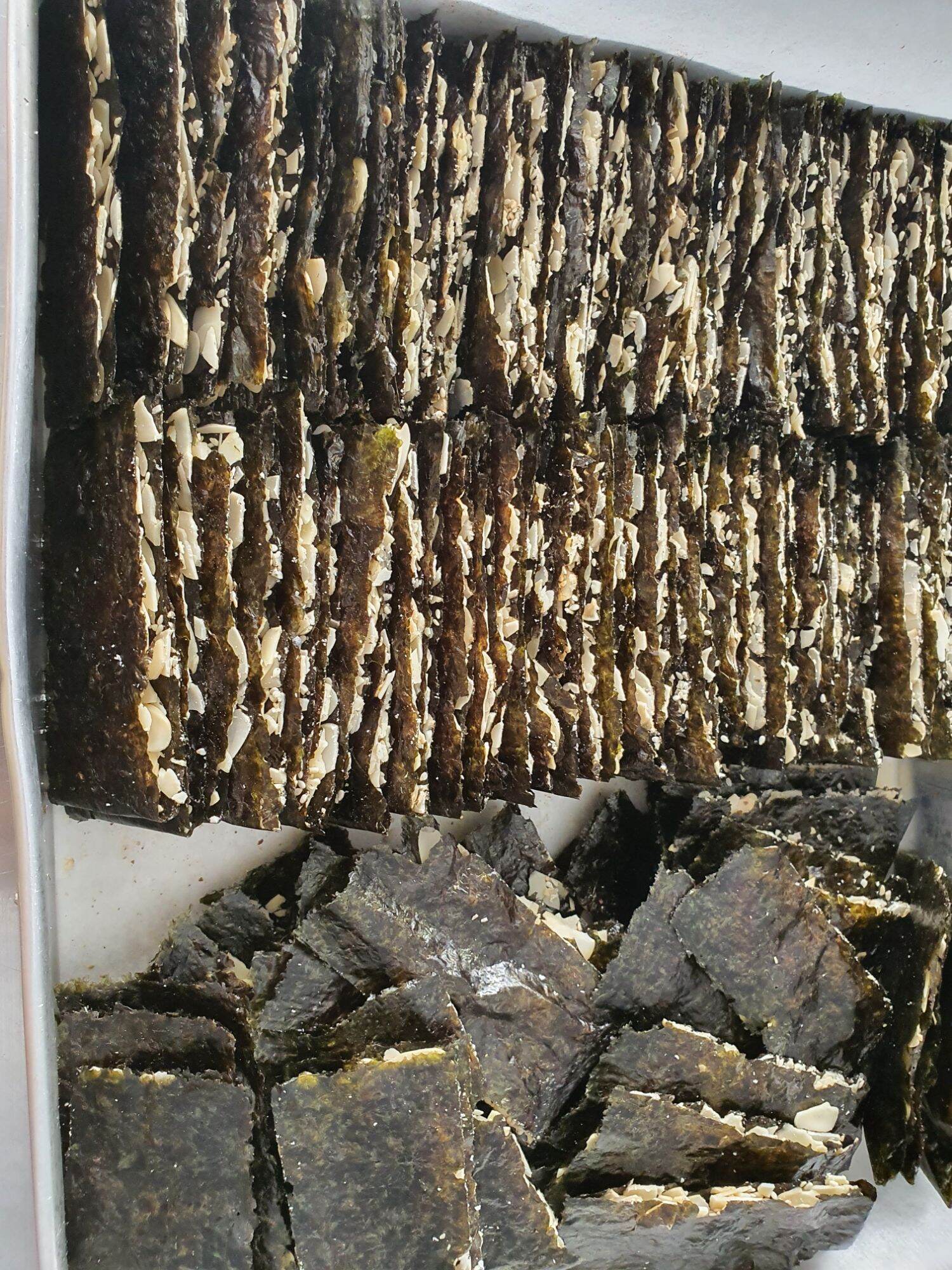 Snack rong biển hạnh nhân
