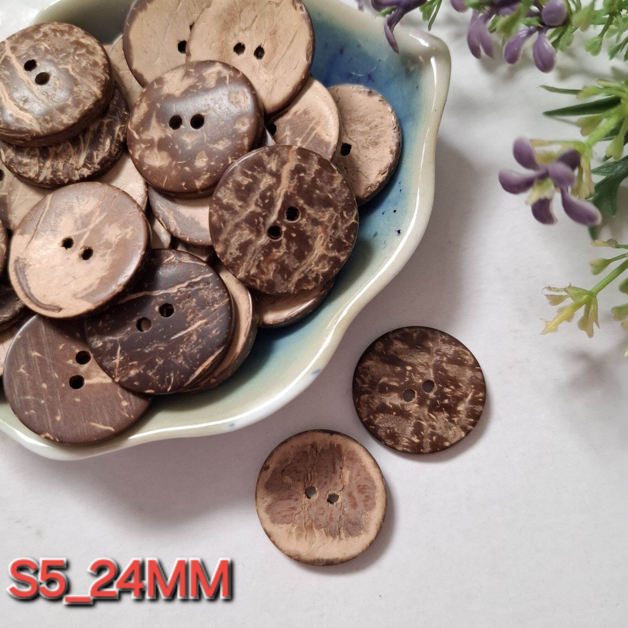 (túi 20 nút) Nút dừa ,phụ liệu cho thủ công may vá, bản  1.2cm đến 2.4cm.