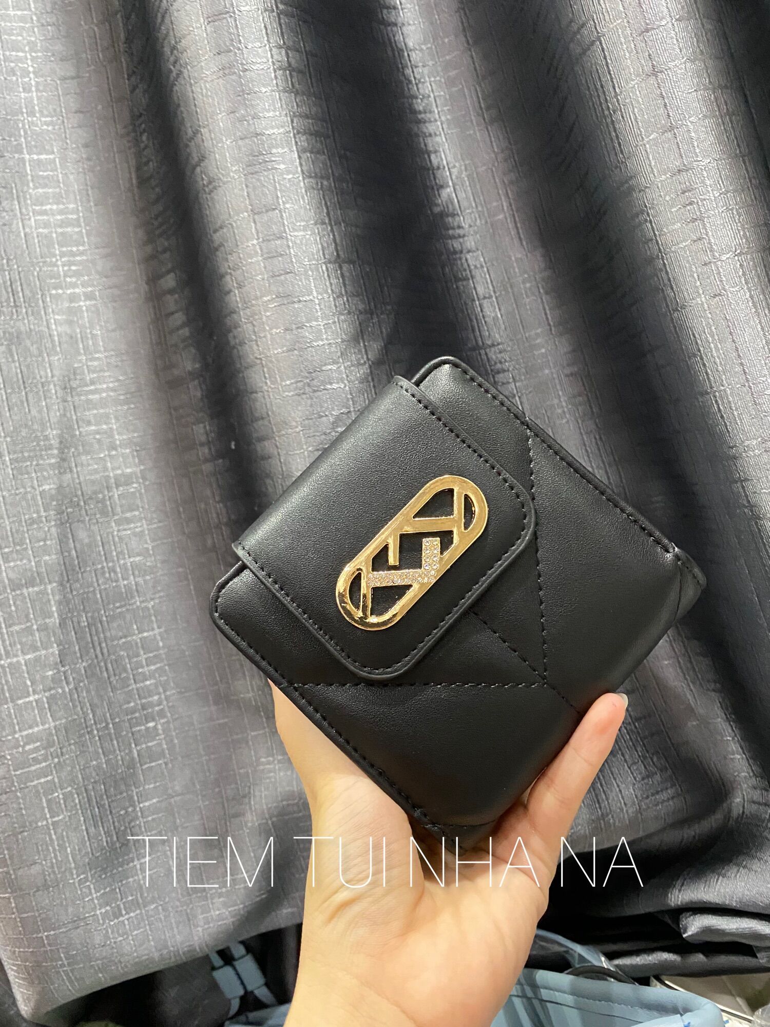 VÍ LYN SHORT WALLET PHONIX| TIỆM TÚI NHÀ NA