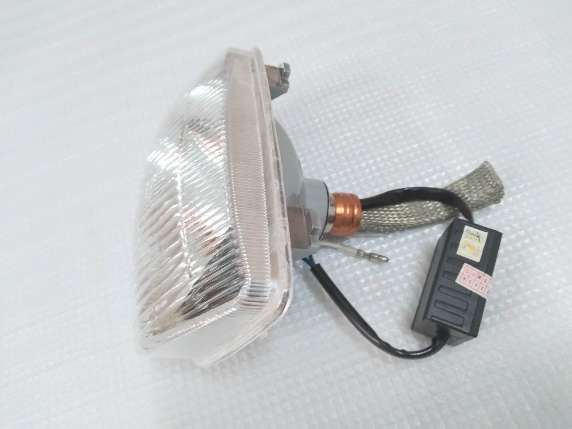 Pha đèn led dream lùn đuôi bóng đầy đủ