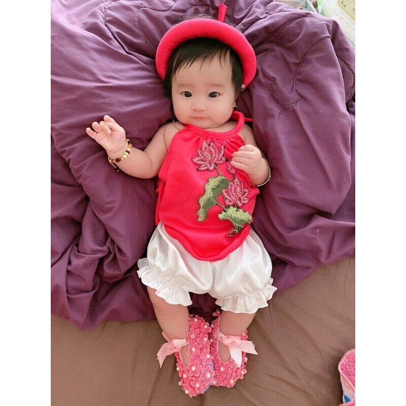 YẾM ĐÀO THÊU HOA KÈM MẤN CHO BÉ (Ảnh thật)