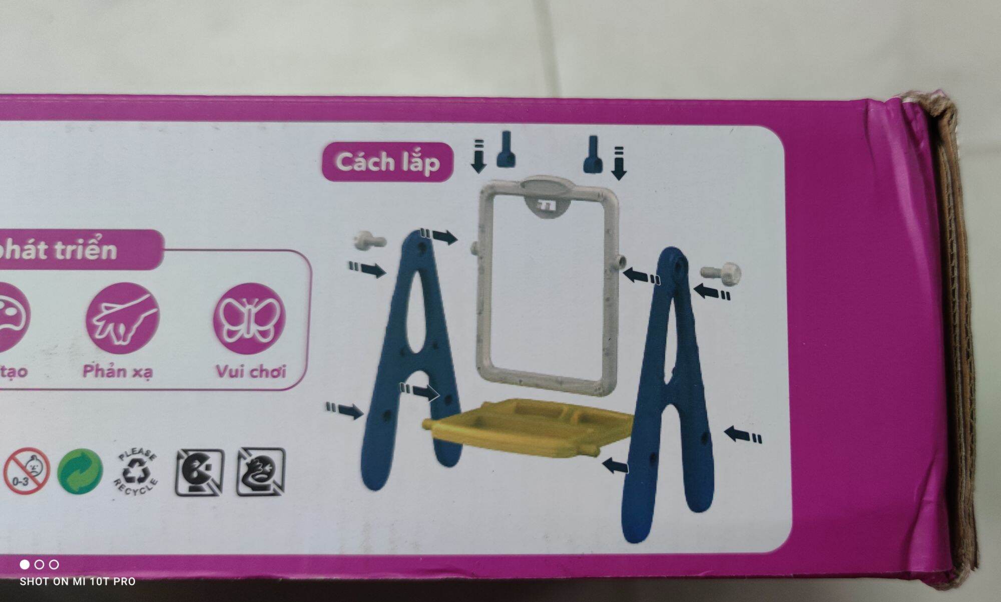 Bộ bảng vẽ đa năng cho bé, quà tặng Bobby