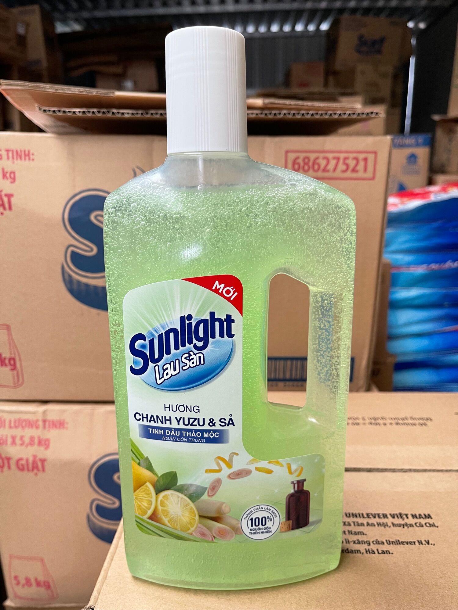 Nước lau sàn Sunlight hương hoa hạ & xả tinh dầu thảo mộc mới chai 1L