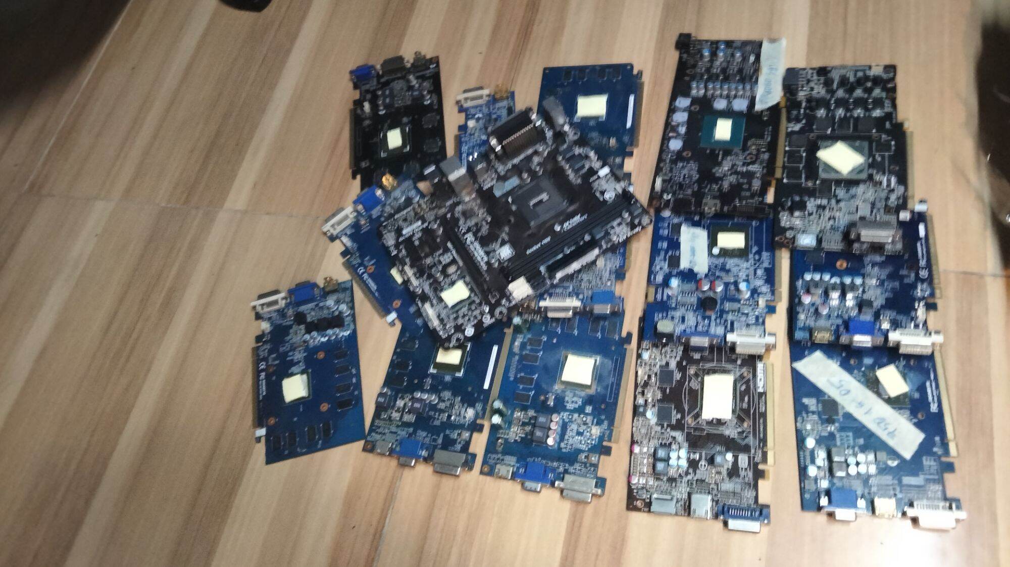 SƠ ĐỒ (BOARDVIEW,SCHENMATIC): PC, VGA, LAPTOP