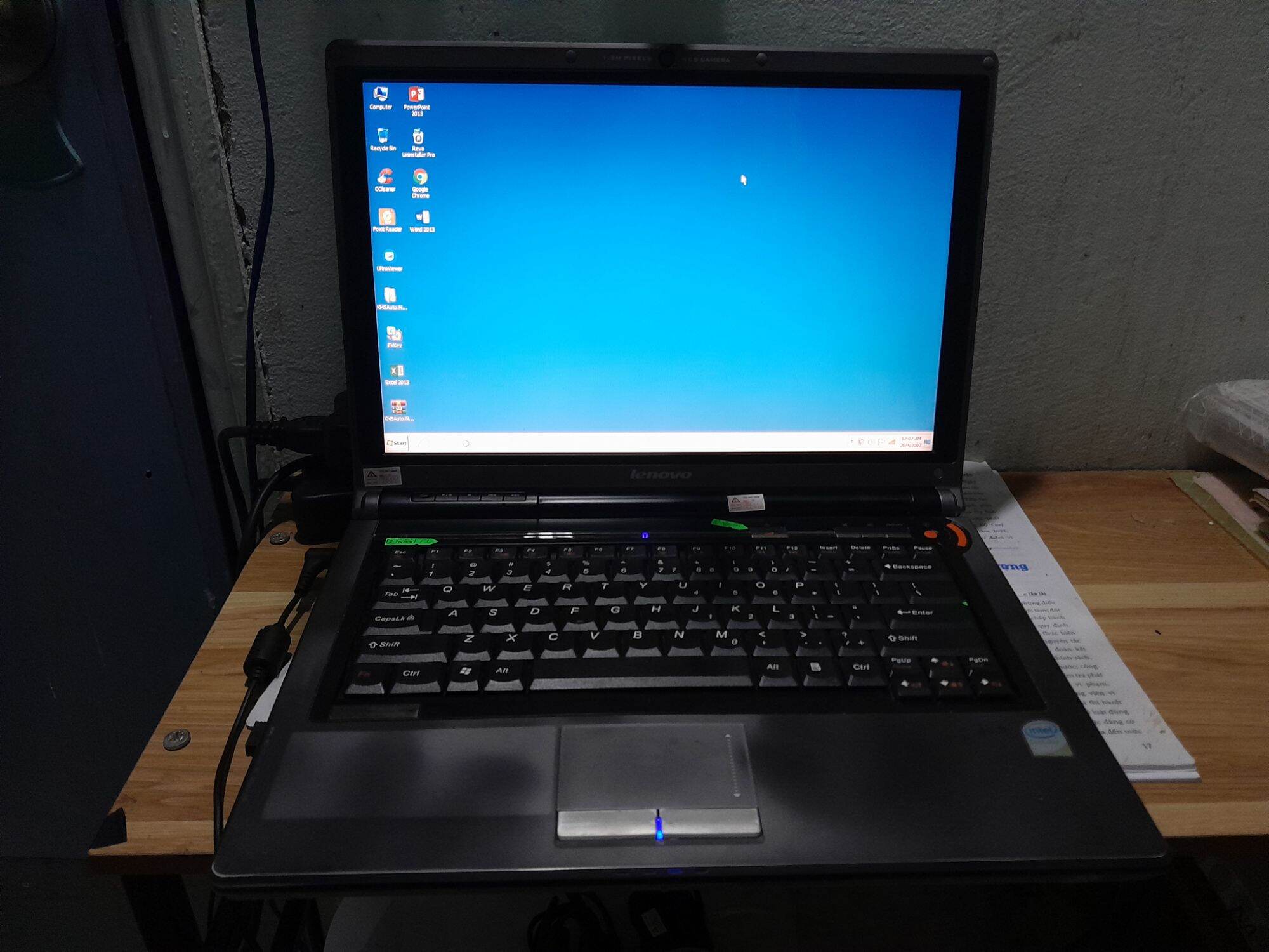Thanh lý laptop lenovo -core 2 dual, ram 4g, giá 1,3 triệu