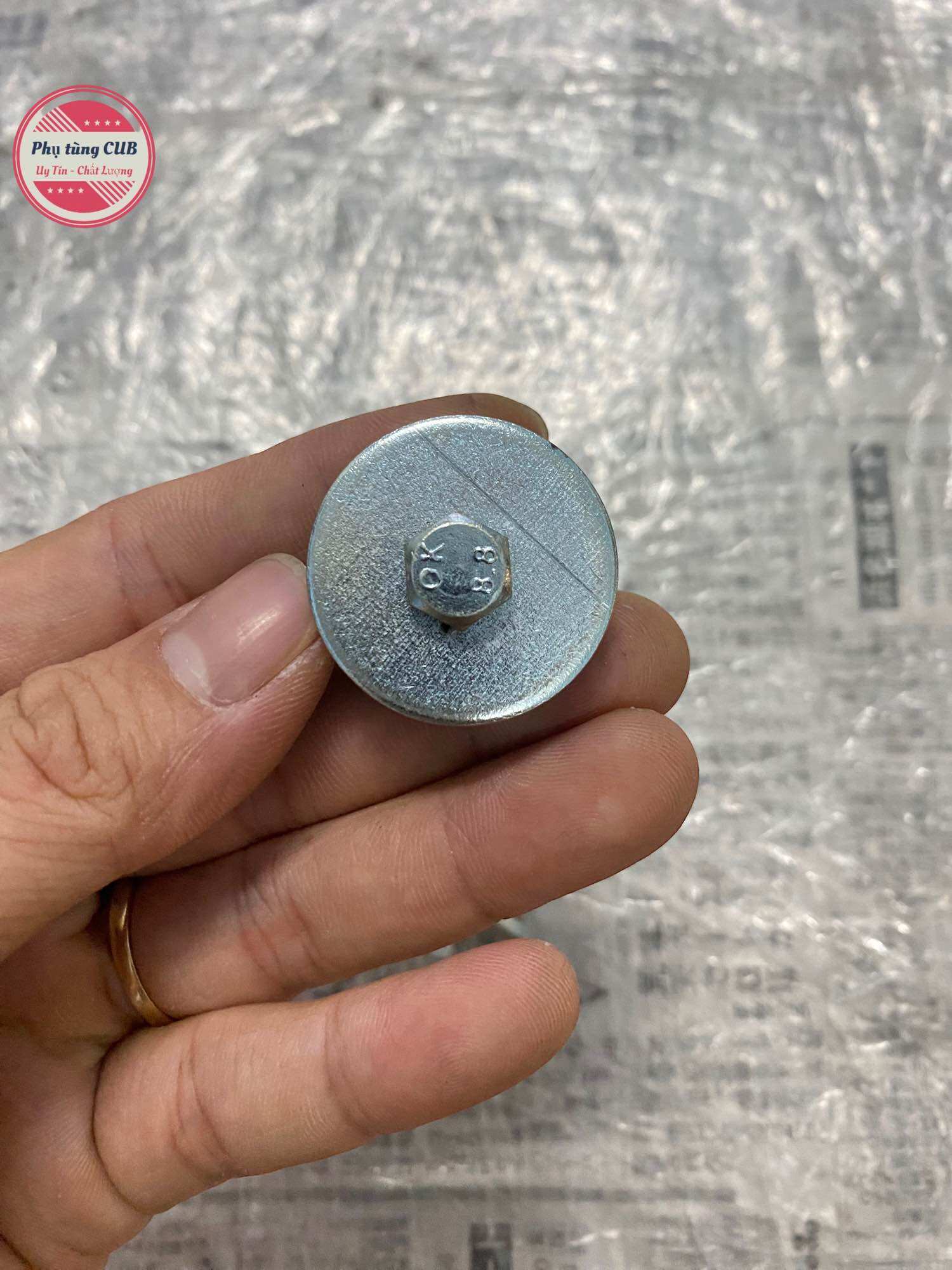 Ốc bắt bửng cub 81-82-84-Dd