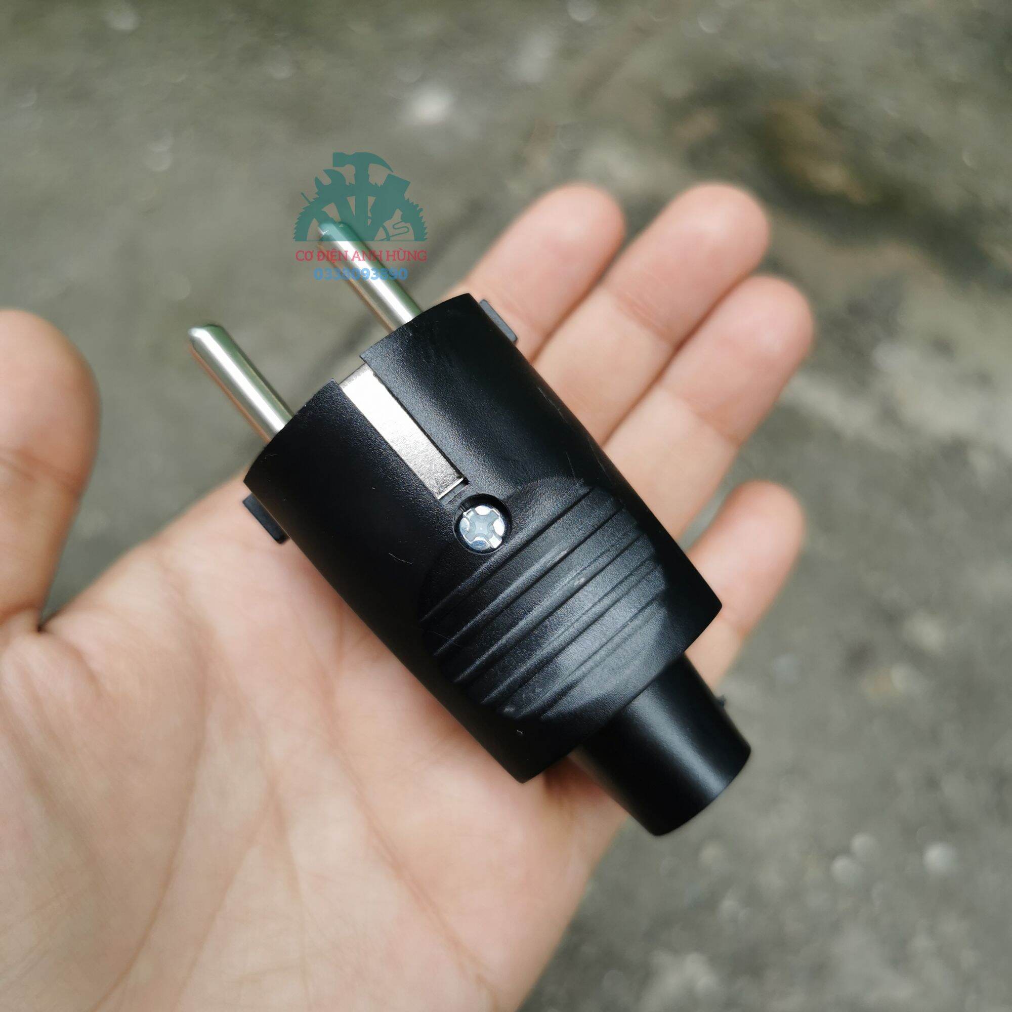 Phích cắm điện công nghiệp chịu tải - cao su chống vỡ