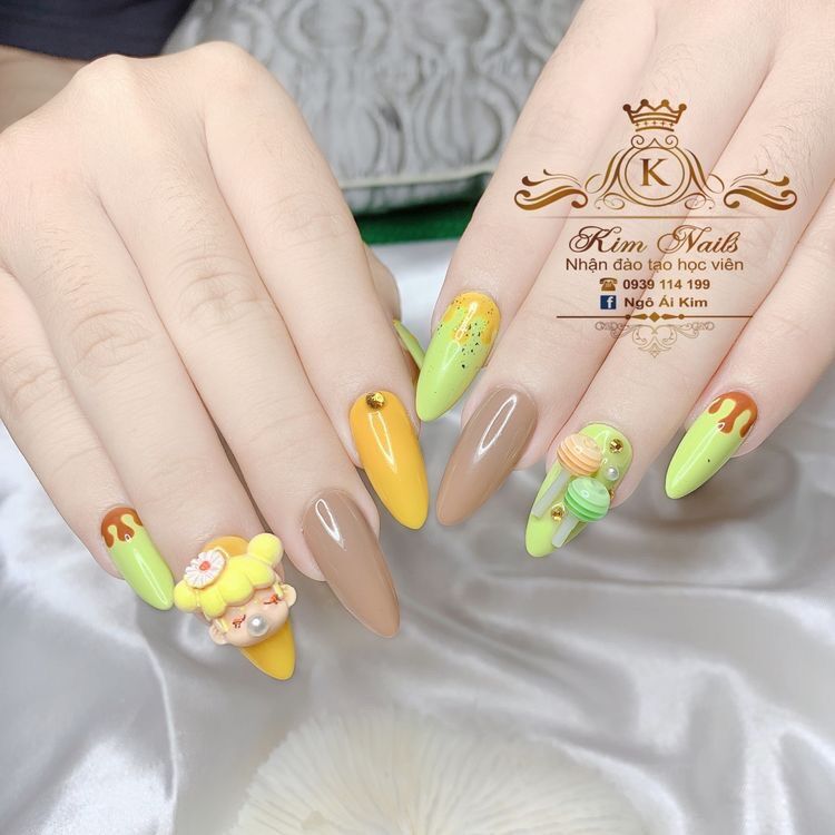 Nail box charm xinh thiết kế theo phom móng