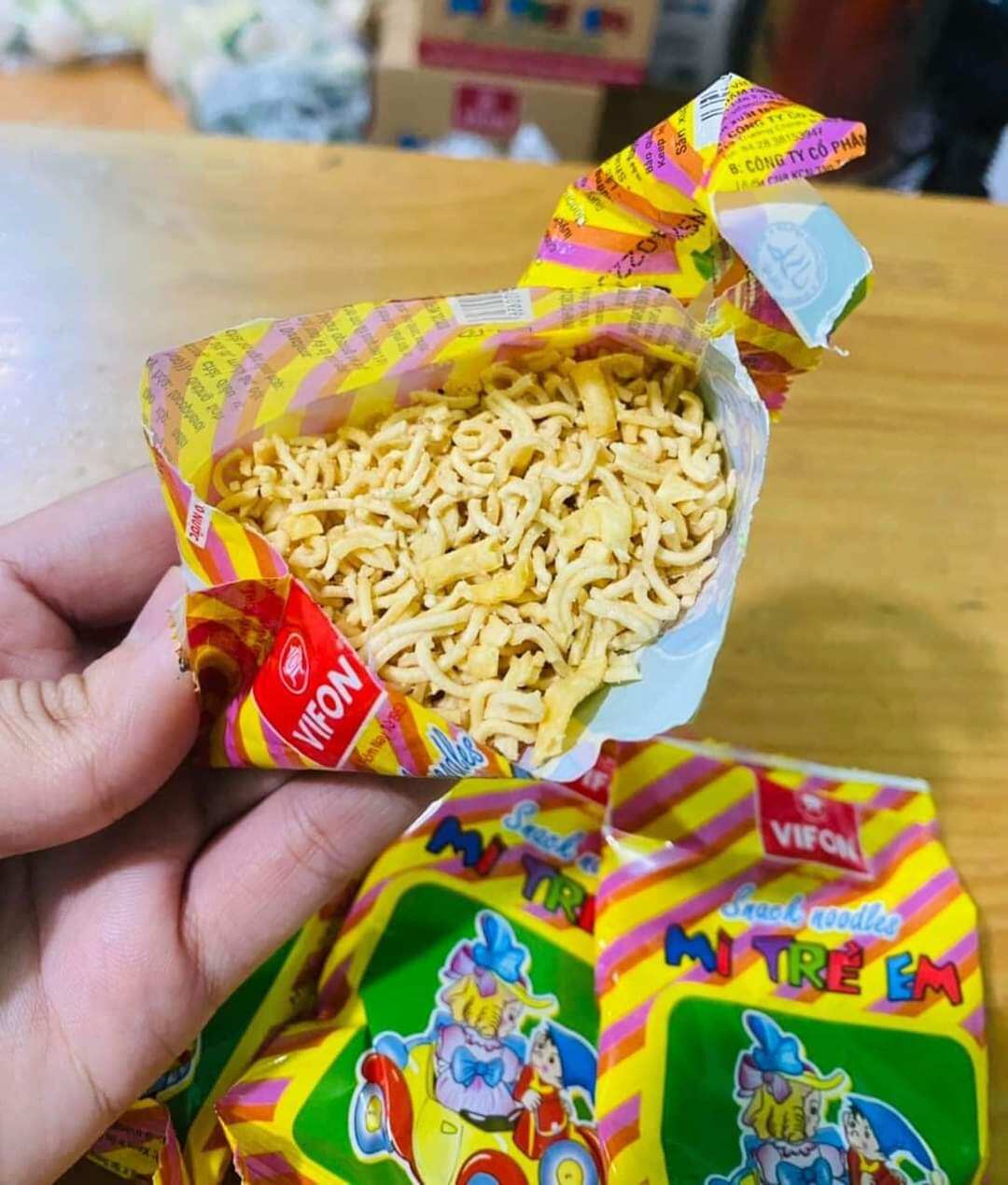 mì trẻ em vifon