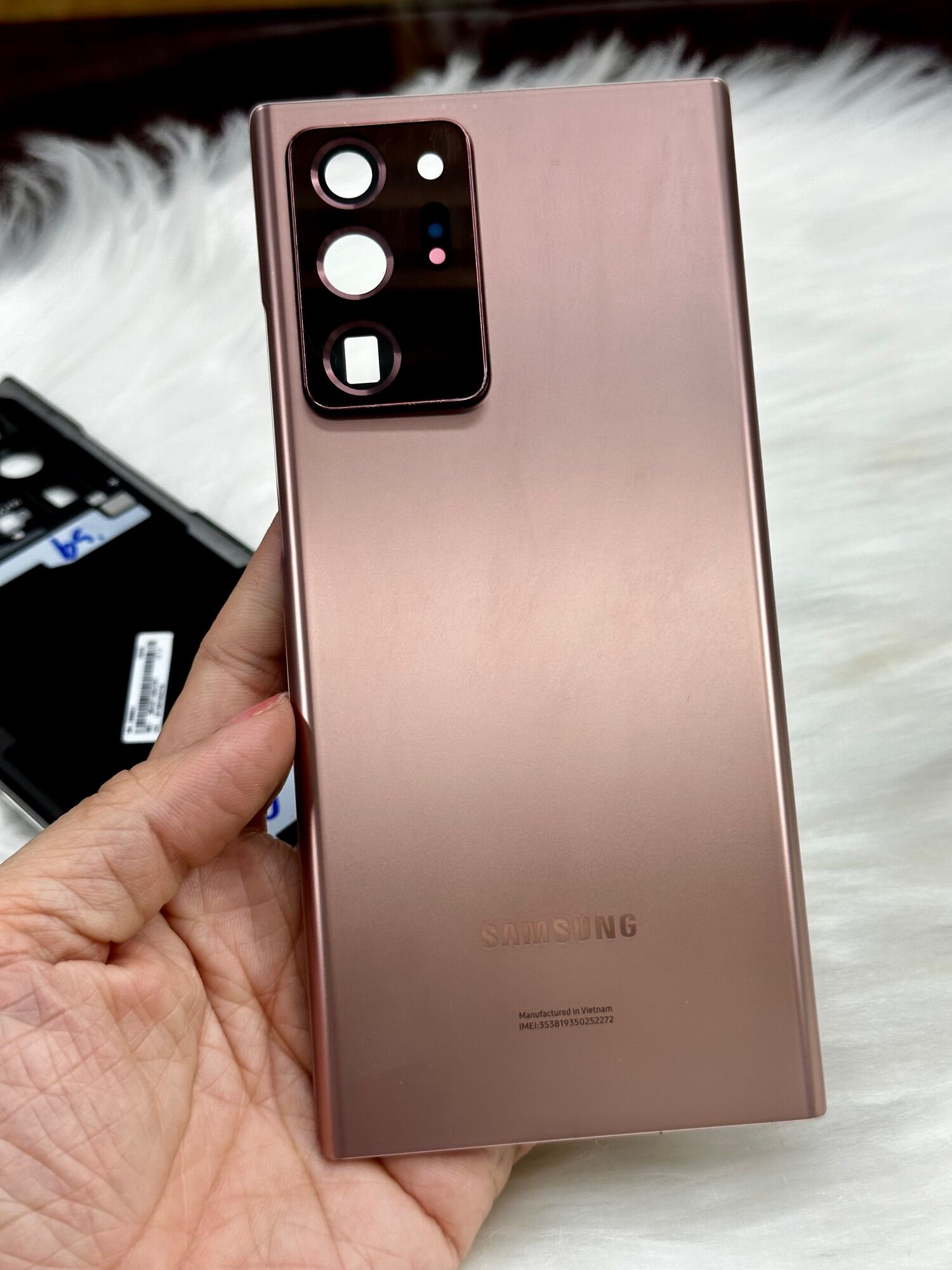 Nắp lưng samsung Note 20 ultra 5G zin cũ bóc máy