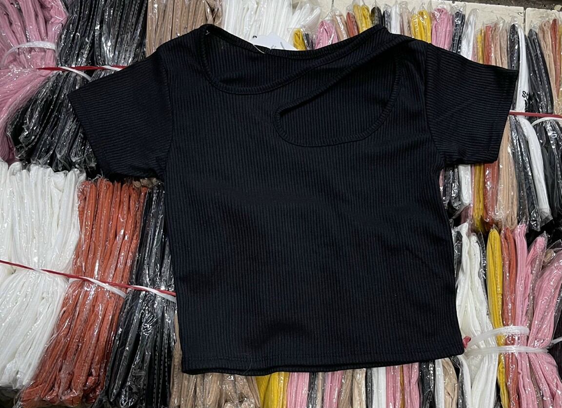 ÁO CROPTOP CHÉO NGỰC