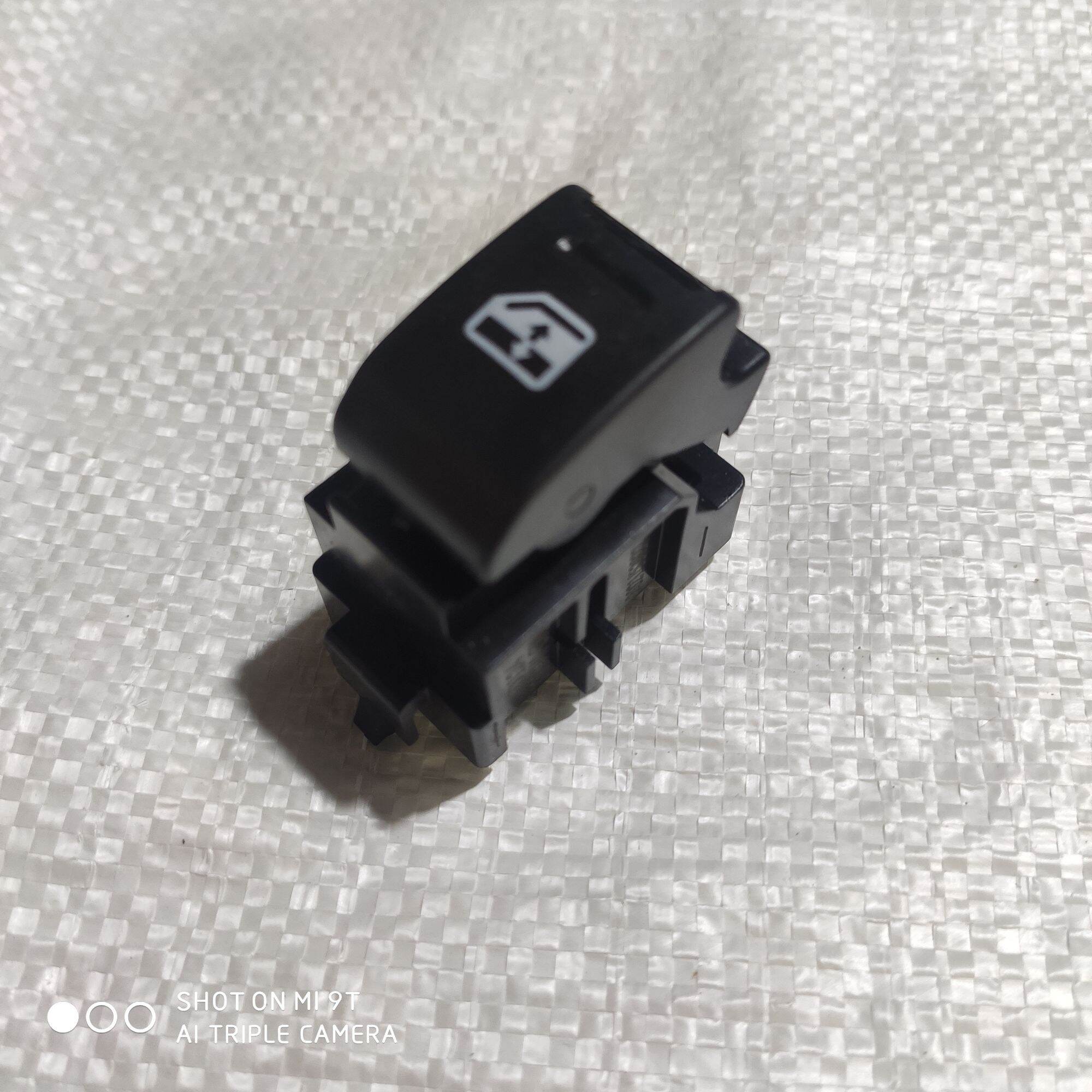 Công tắc kính xe tải dongfeng. nút bấm kính xe tải, công tắc nâng hạ lên xuống kính...VIE PARTS