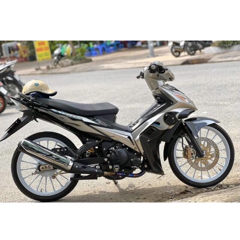 Pat xuống dàn áo Exciter 10 (Exciter 11 xuống áo  Exciter 10)