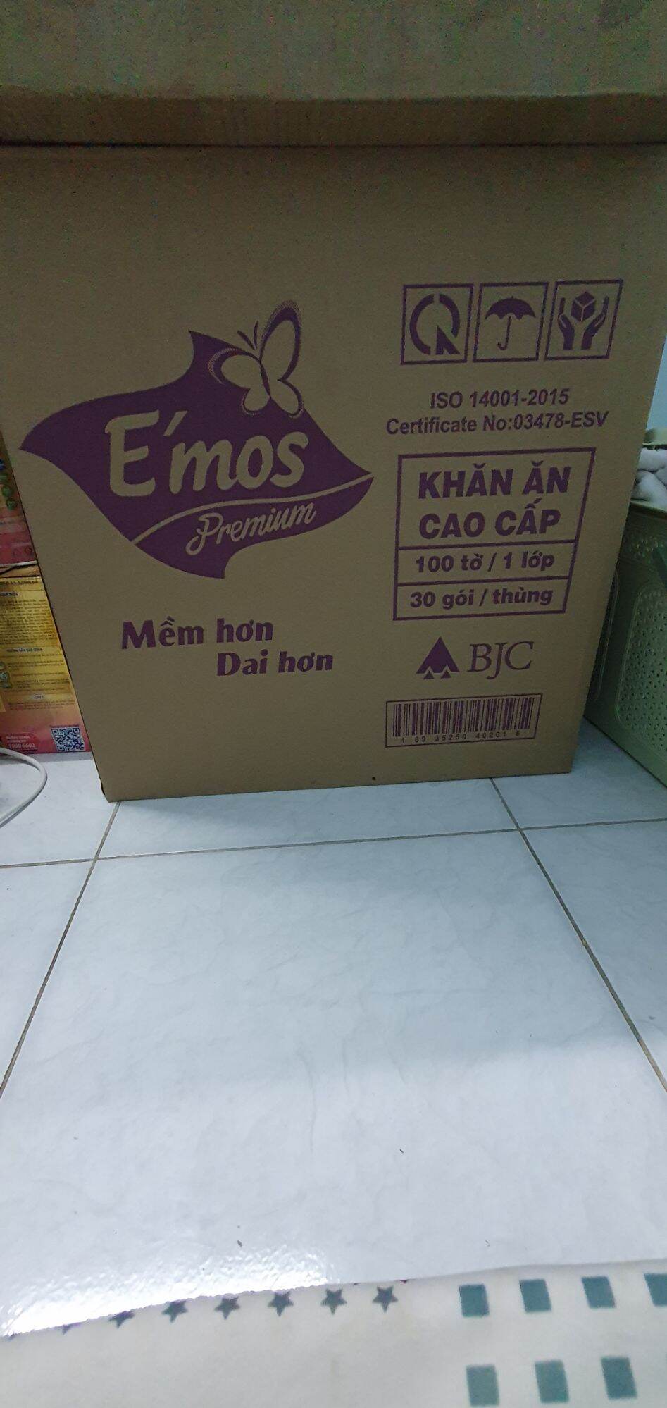 1 thùng khăn giấy e'mos 30 gói