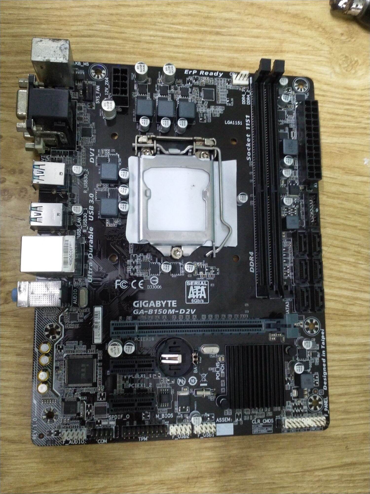 mainboard gigabyte b150M -d2v ram Ddr4
