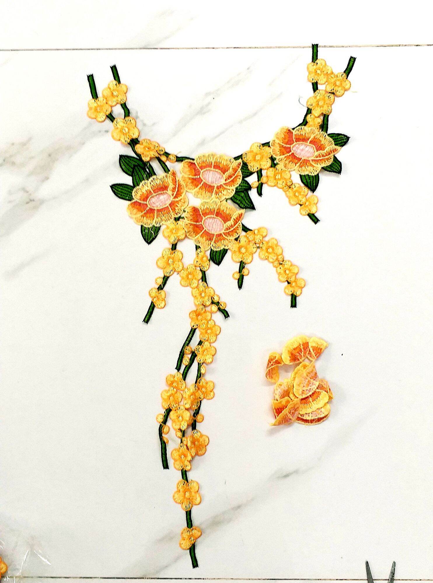 Cổ hoa thêu trang trí may lên áo dài cao cấp. chiều dài 60cm có cánh làm hoa nổi