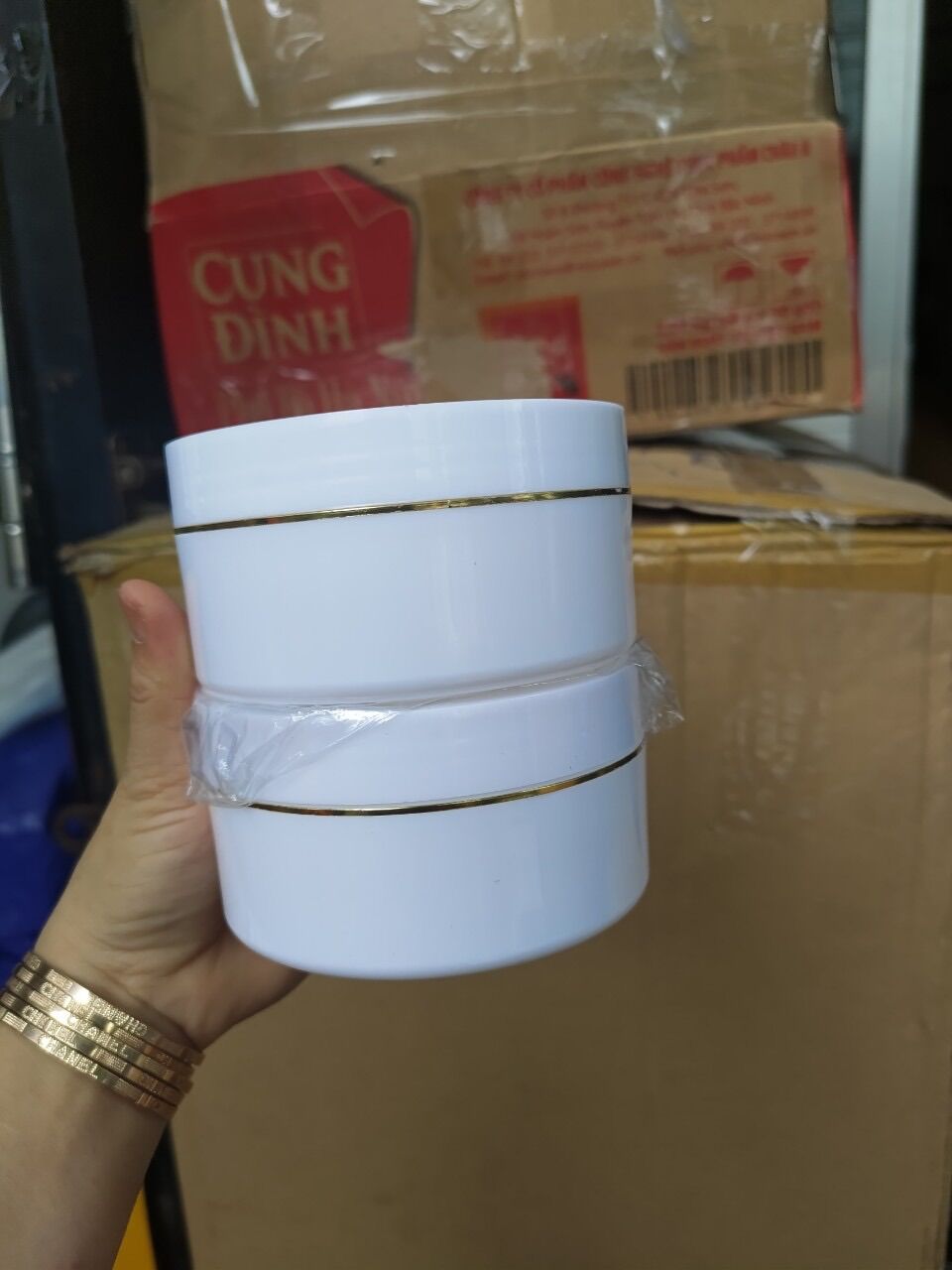 Hủ đựng kem body 250gr