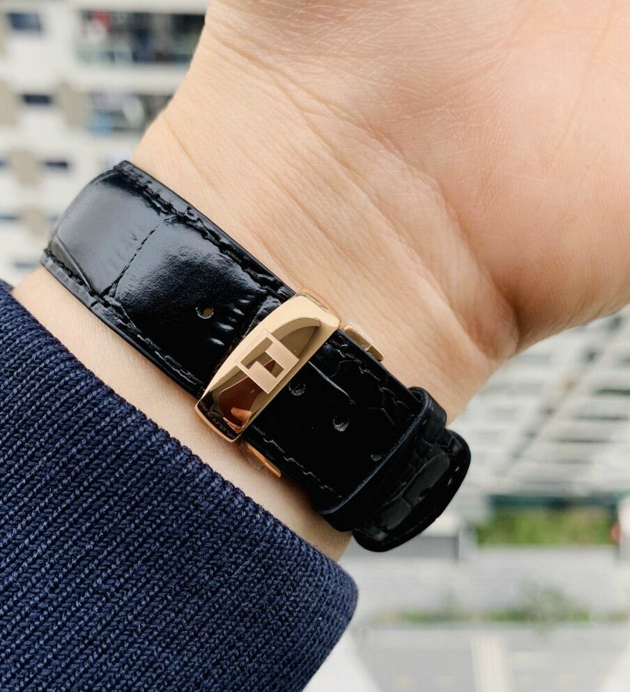 Hộp đồng hồ Omega