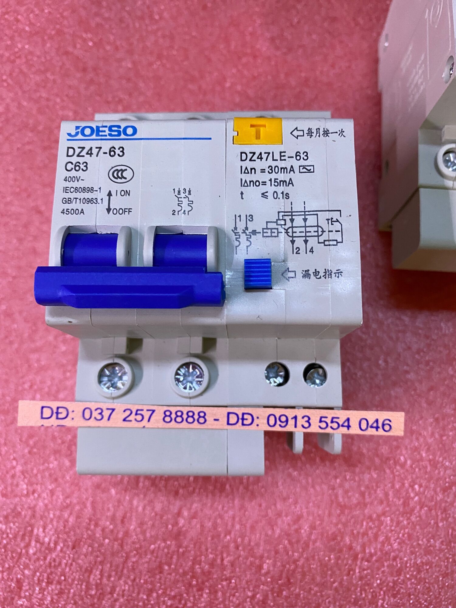 Át chống giật 2 pha DZ47-63 /63 A