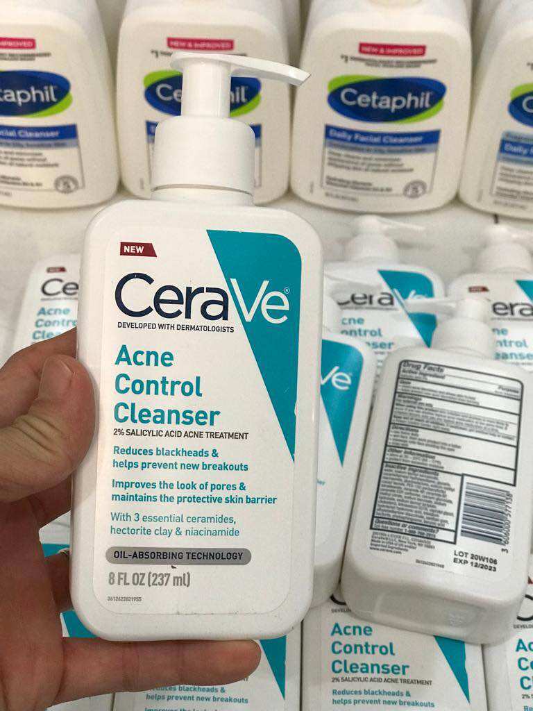 Sữa rửa mặt cho da mụn Cerave Acnes Control Cleanser