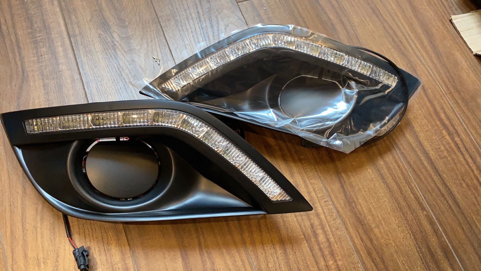 ĐÈN GẦM CÓ LED (R+L) NISSAN SUNNY