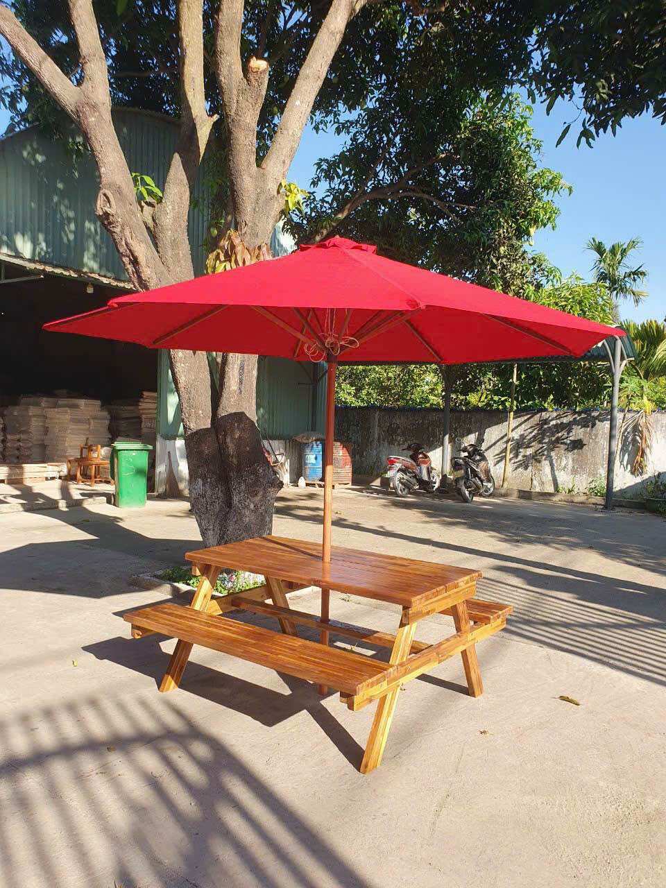 Bàn ghế cafe, bàn ghế ngoài trời, bàn ghế ăn có dù