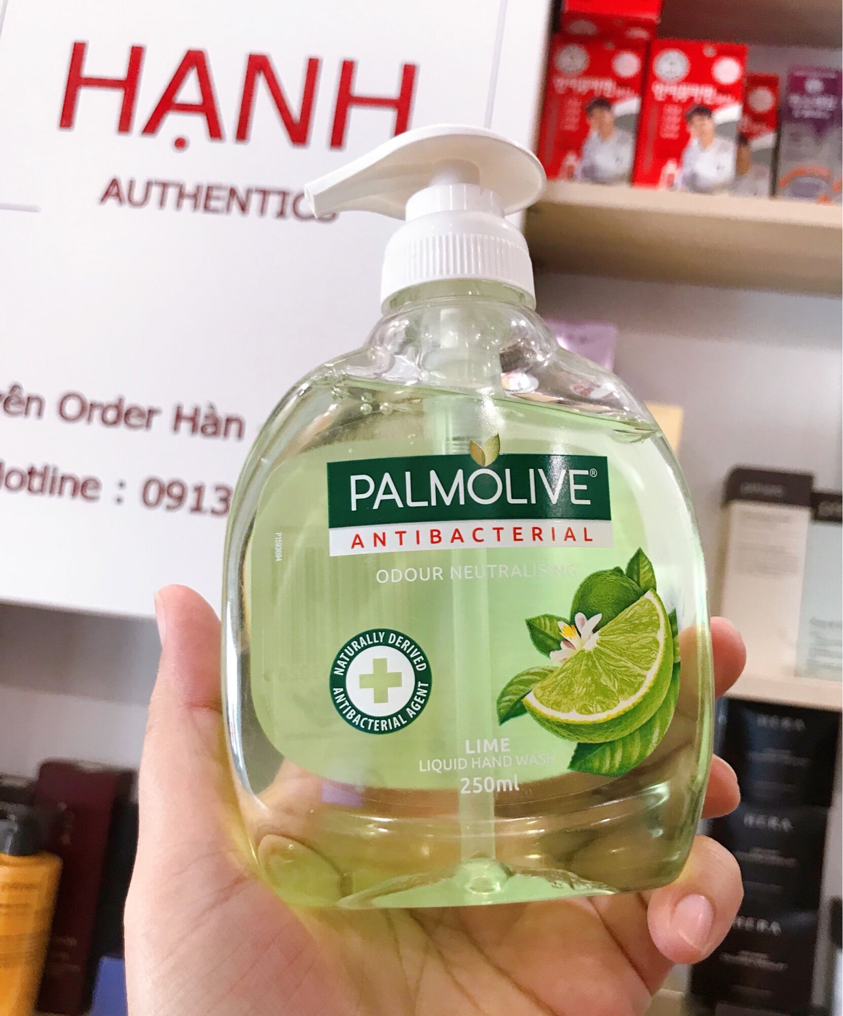 Nước rửa tay Palmolive Úc 250ml Hương Chanh
