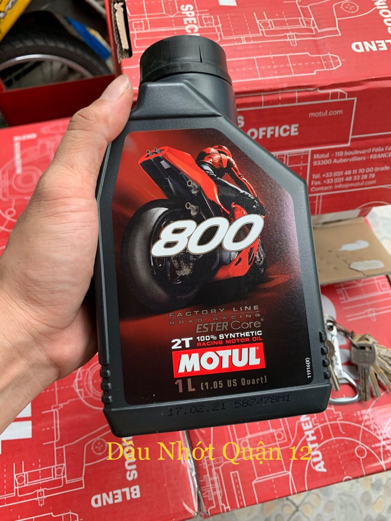 Motul 800 2T Road Racing Factory Line, 4 Litros (4x1L), Aceite Ester Para Motos 2 Tiempos De Competición