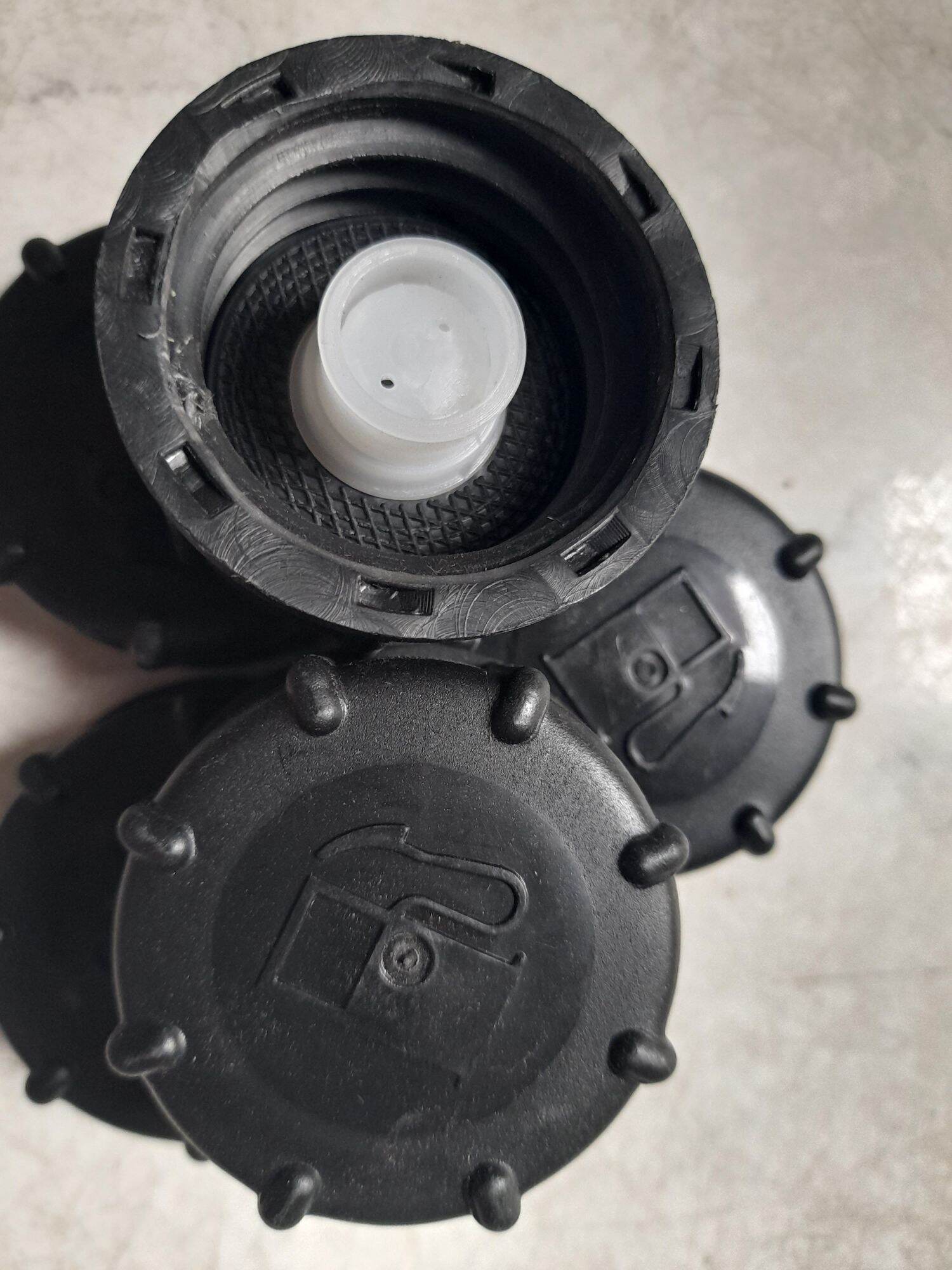 Nắp bình xăng máy cắt cỏ gx35/gx25
