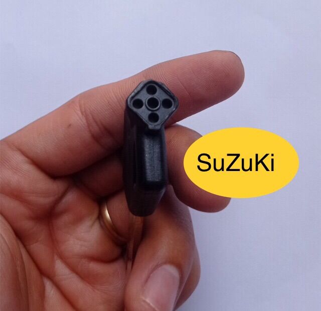 Phôi chìa khoá xe SUZUKI HAYATE ( rảnh phải )