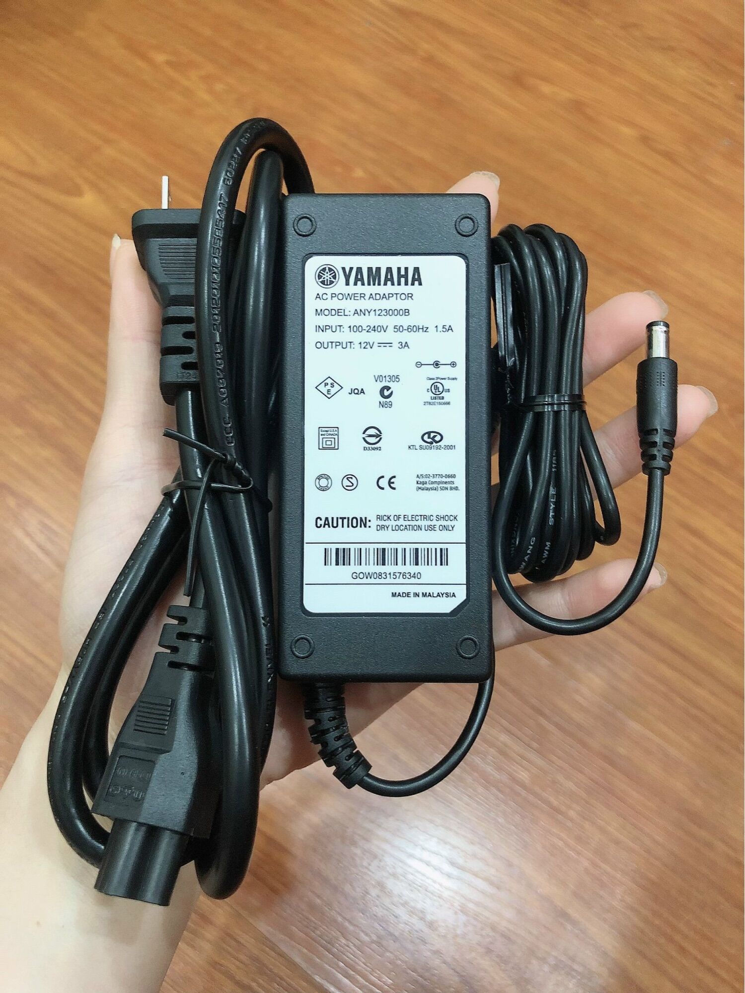 Adapter nguồn 12v 3a yamaha cho đàn