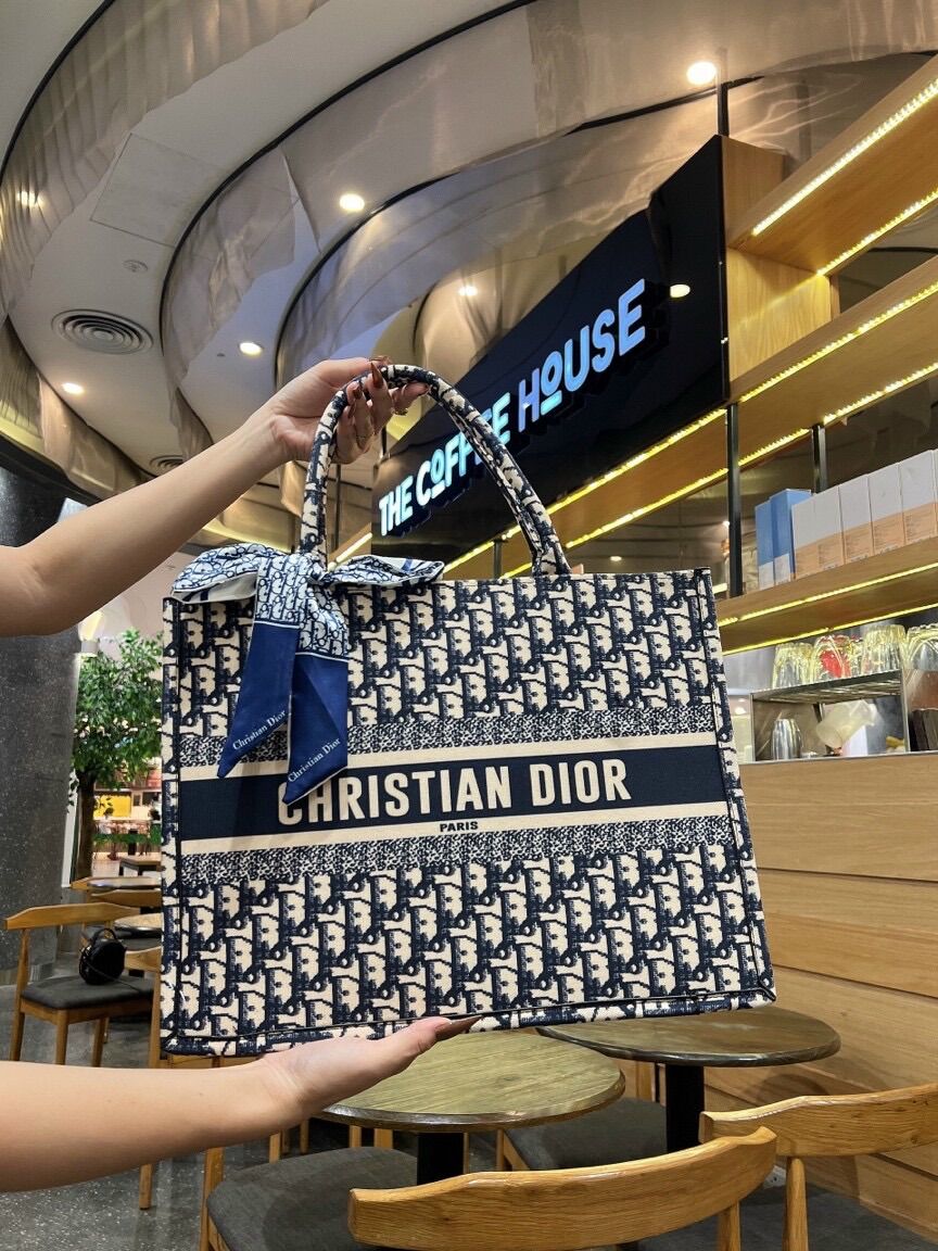 Túi công sở thổ cẩm size 41 tặng kèm lụa