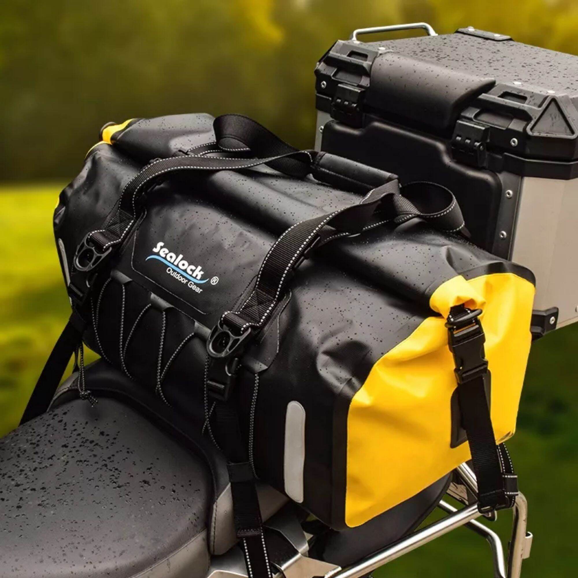 Túi xách trống phản quang chống nước thể thao du lịch dã ngoại Sealock size 40L gắn xe máy đi phượt.