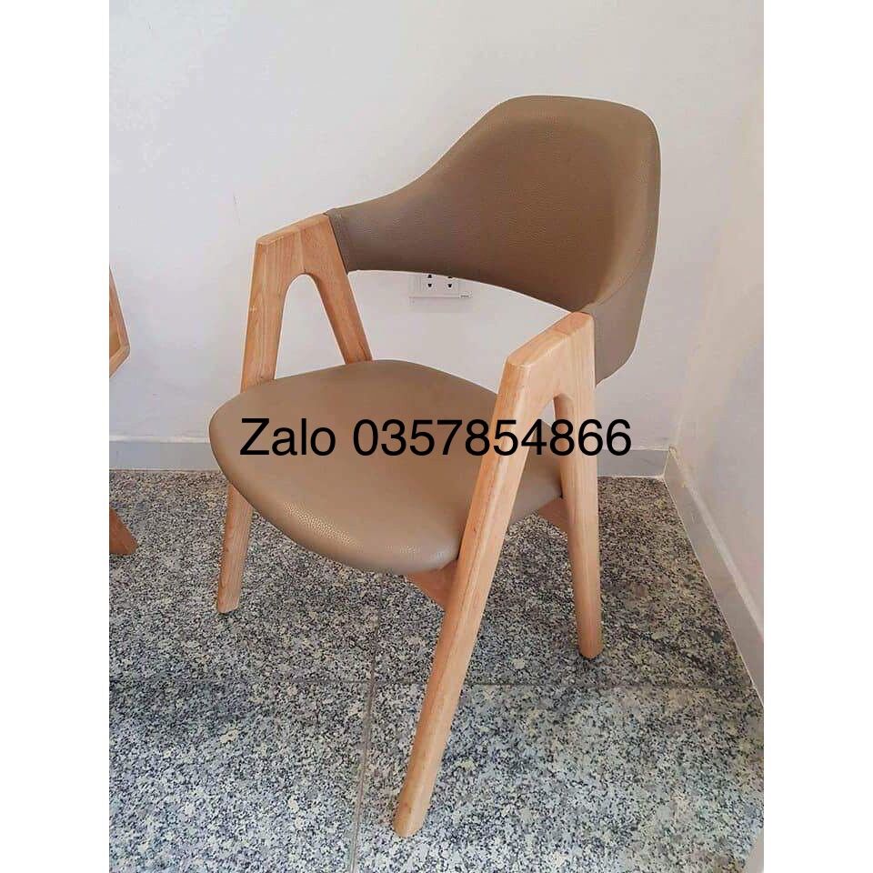 Ghế gỗ bọc nệm chữ A