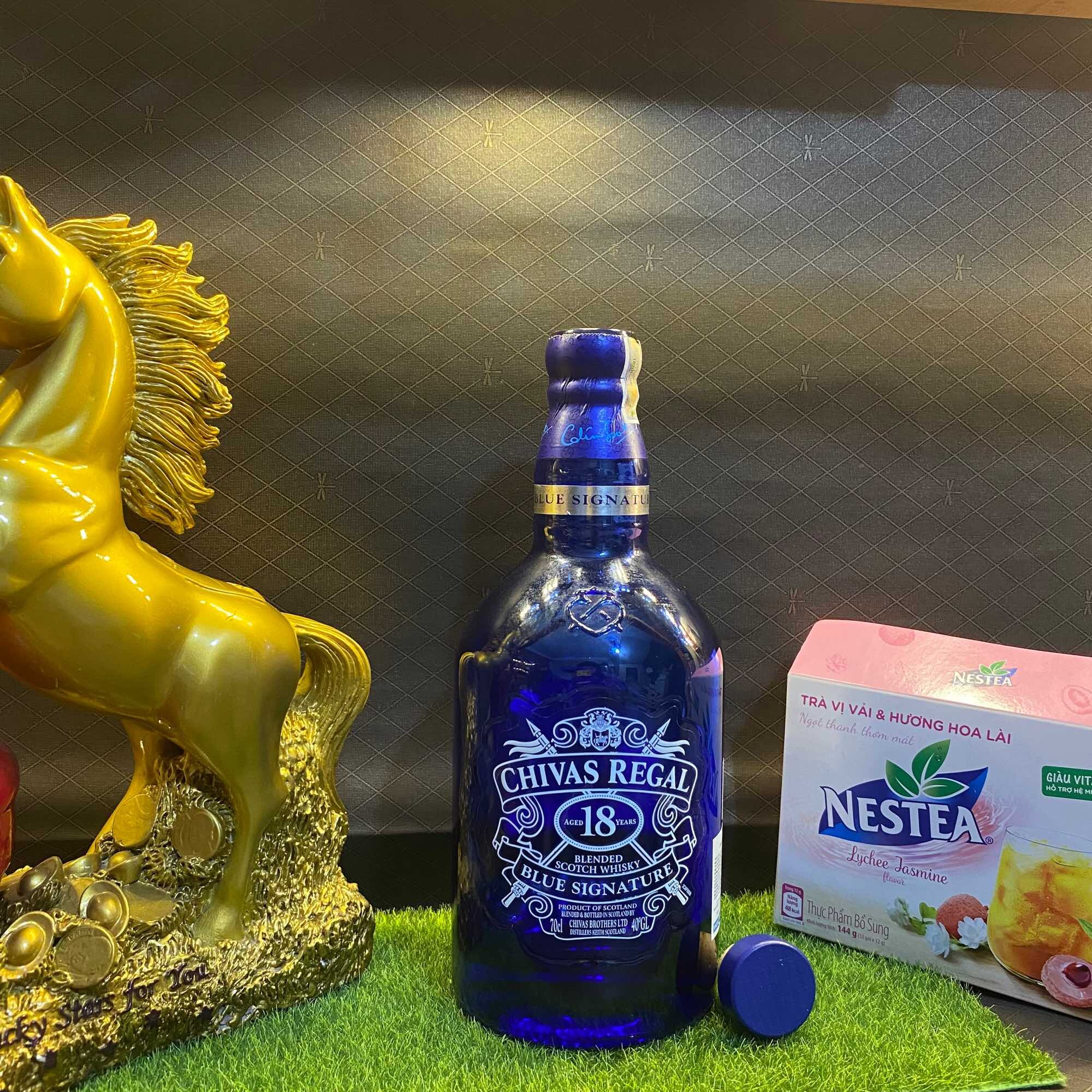 VỎ CHAI CHI VASS 18BLUE, [FULL BOX]