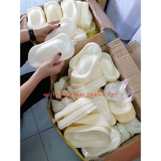 Mô hình xe hơi . Dùng để thử màu sơn và dán decal trưng bày