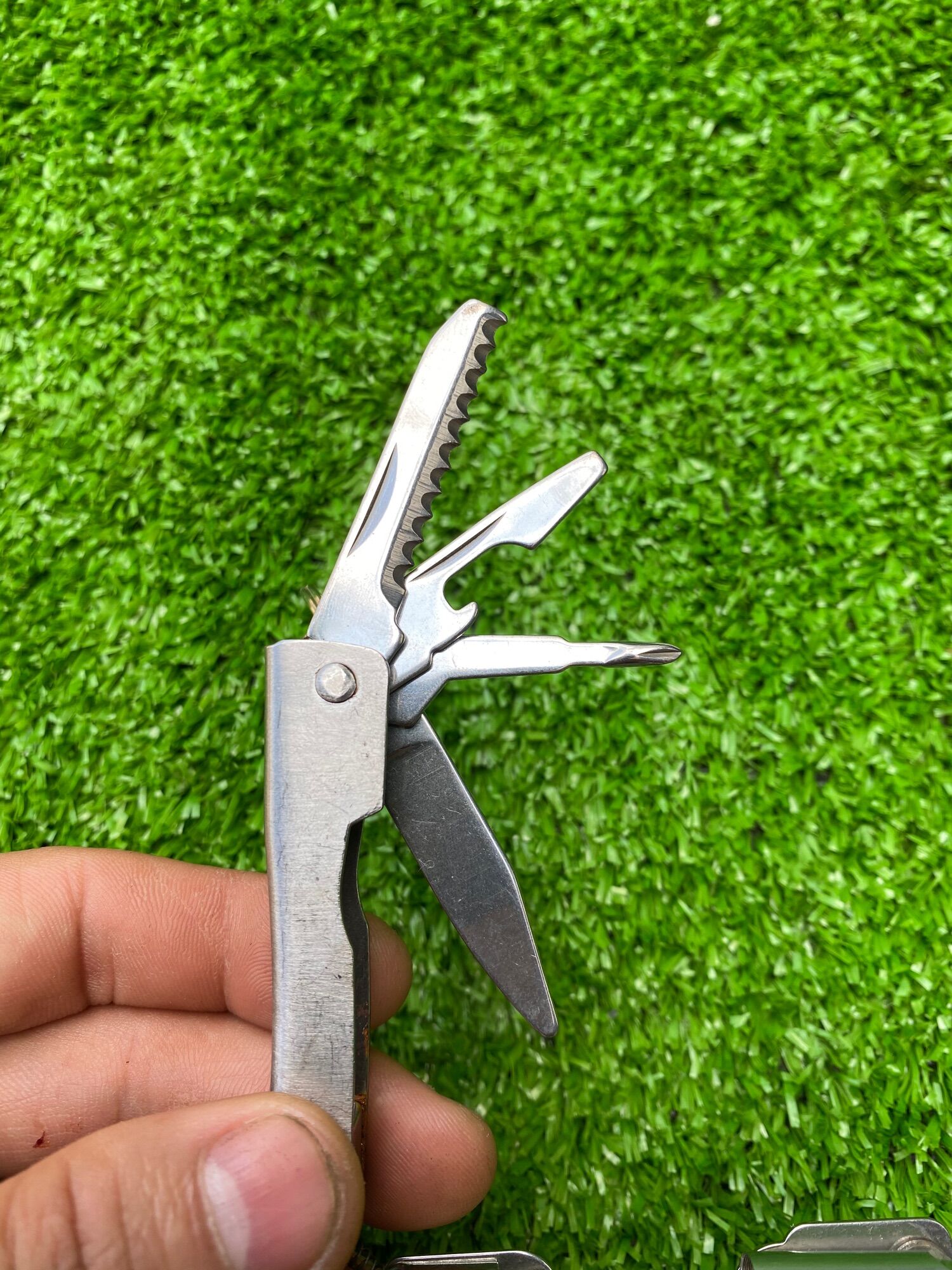 Kềm đa năng nhật bãi, dụng cụ đi rừng