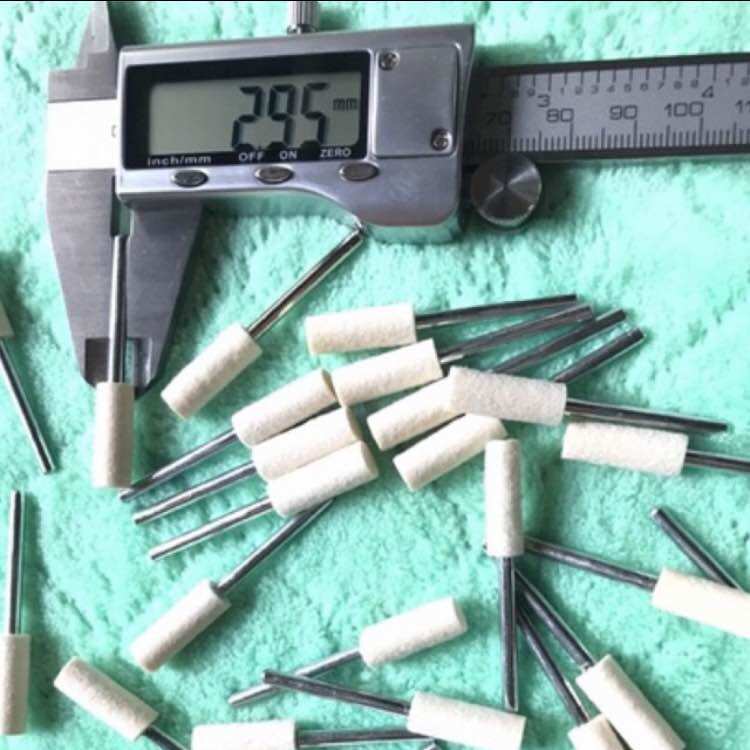 Trụ nỉ đánh bóng 6mm cán 3mm