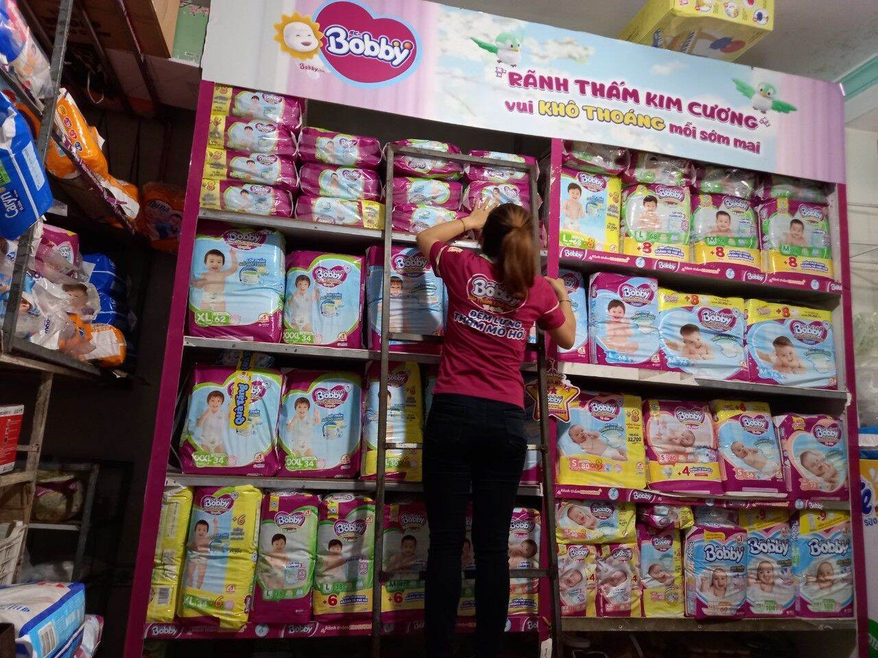 Tã/Bỉm Bobby Dán super Jumbo M76 mới