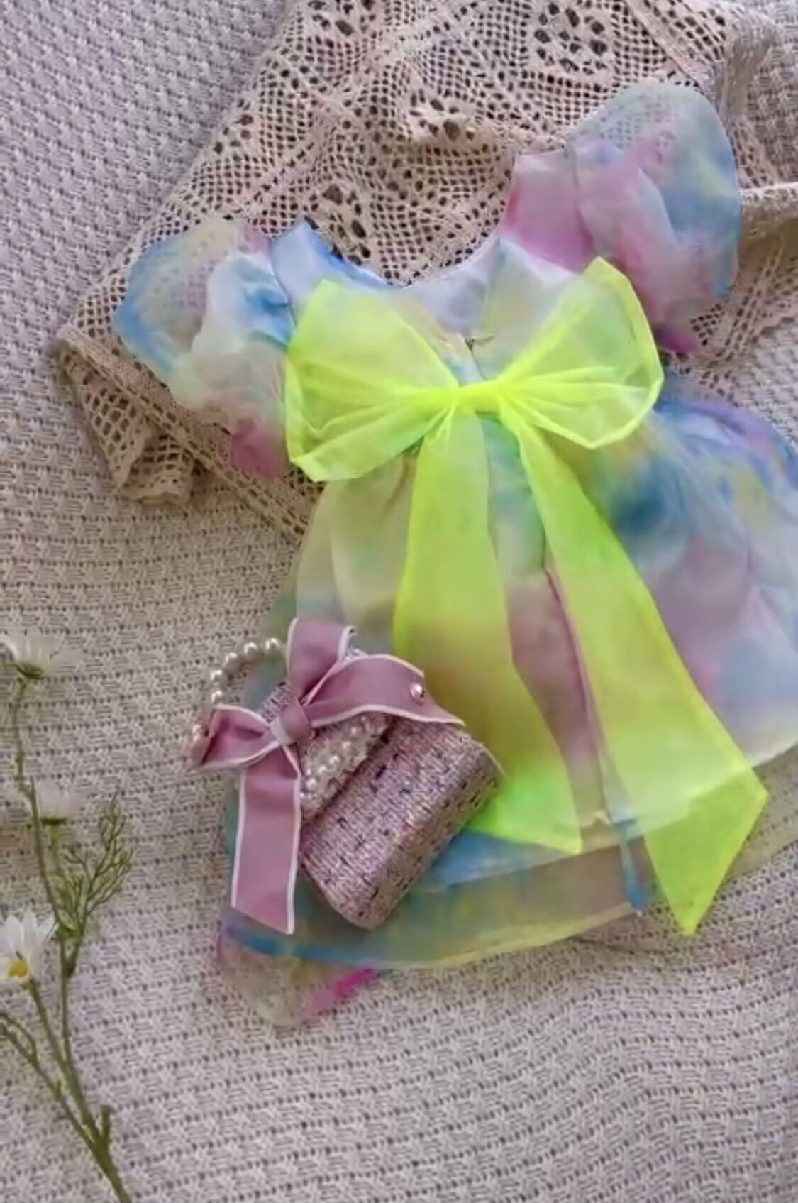 Đầm công chúa cho bé yêu
