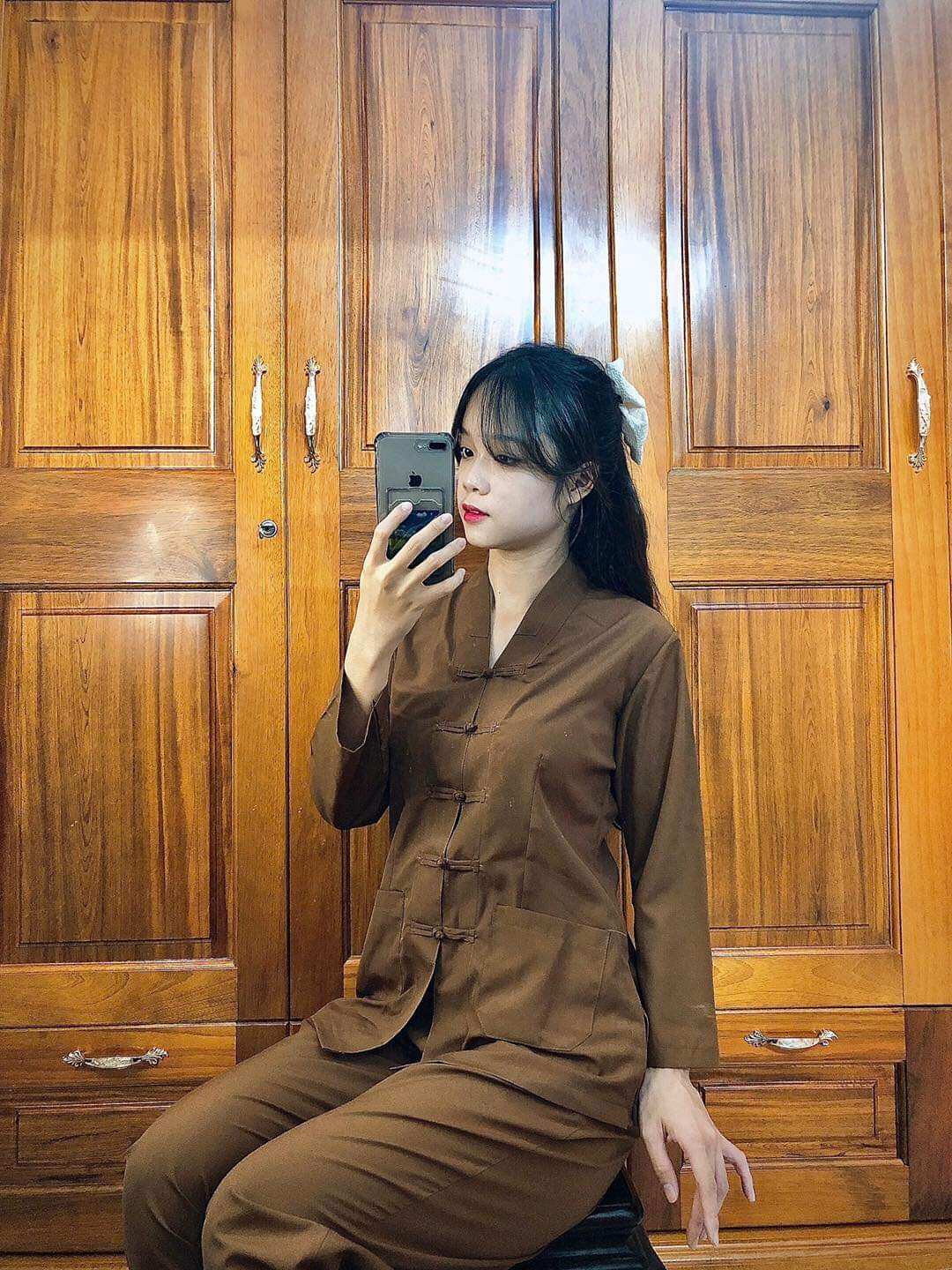 Bộ nữ đi chùa cổ la Hán chất vải kate
