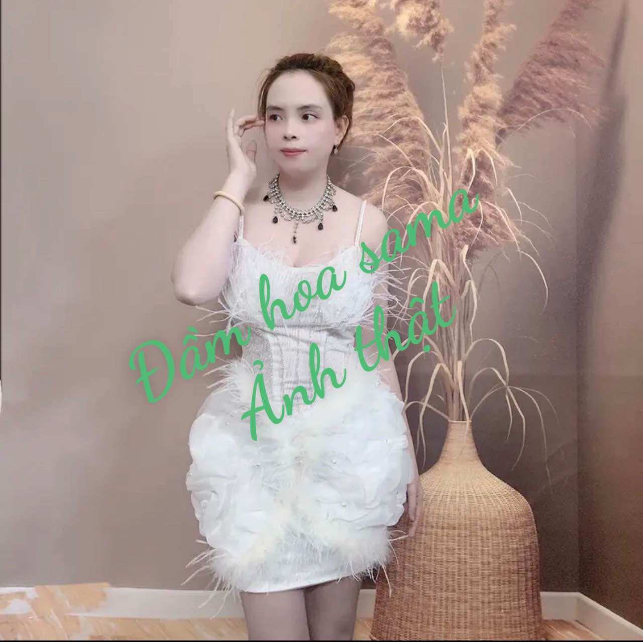 ĐẦM KIM TUYẾN ĐíNH ĐÁ LÔNG VŨ ( kèm ảnh thật )