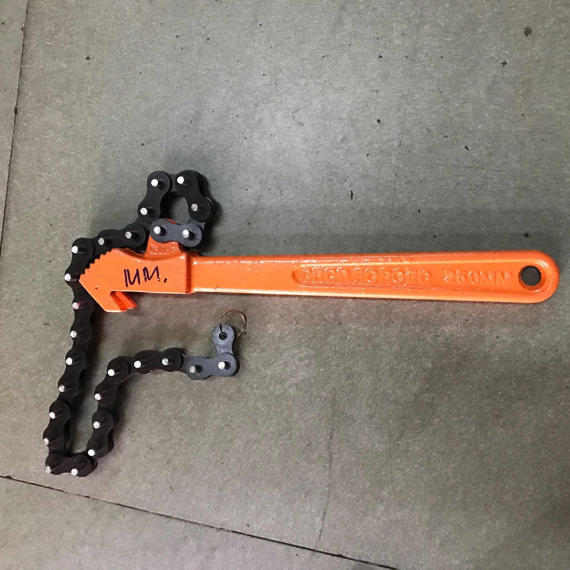 Mở đai ốc xích, cole xích