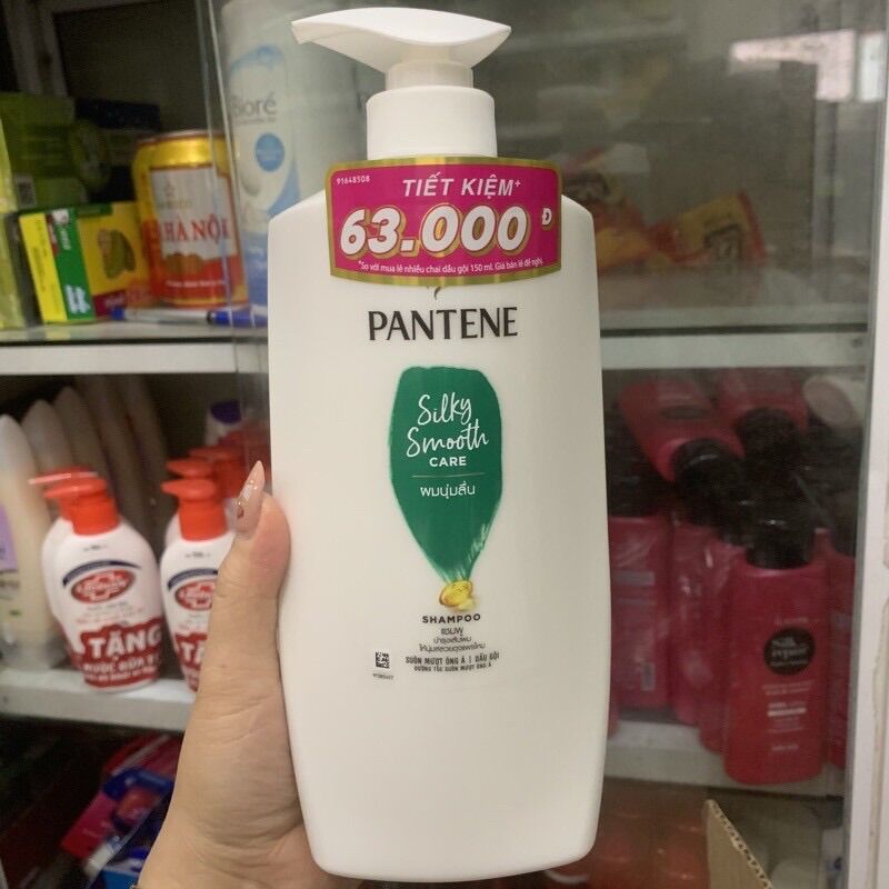 Dầu gội Pantene Suôn Mượt Óng Ả 900ml (date t6/2024)